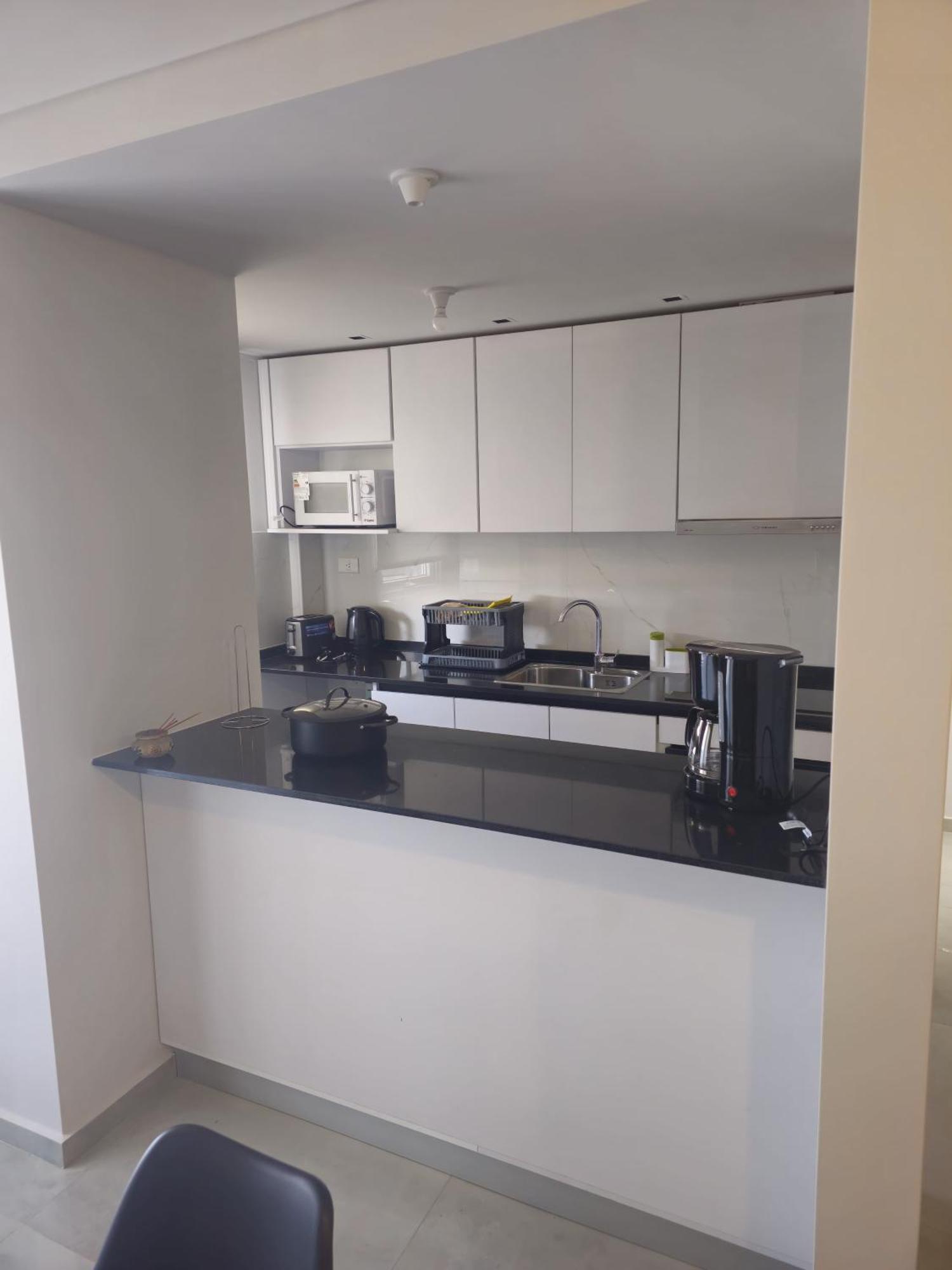 Depto Entero 1 Dormitorio Zona Chateau *