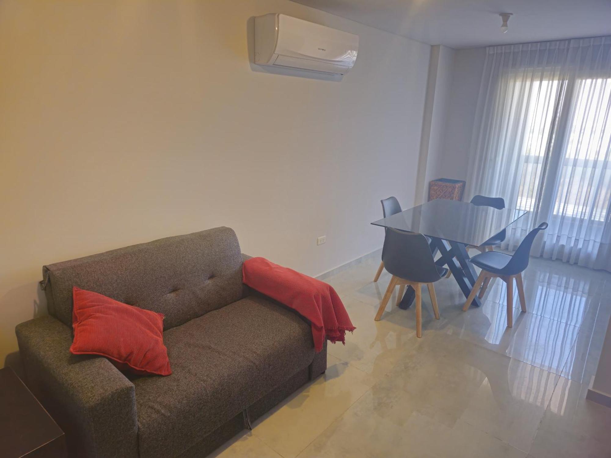 Depto Entero 1 Dormitorio Zona Chateau